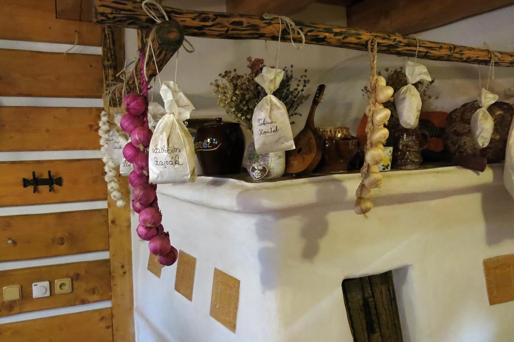 فندق Dasiceفي  Roubenka U Mlyna المظهر الخارجي الصورة
